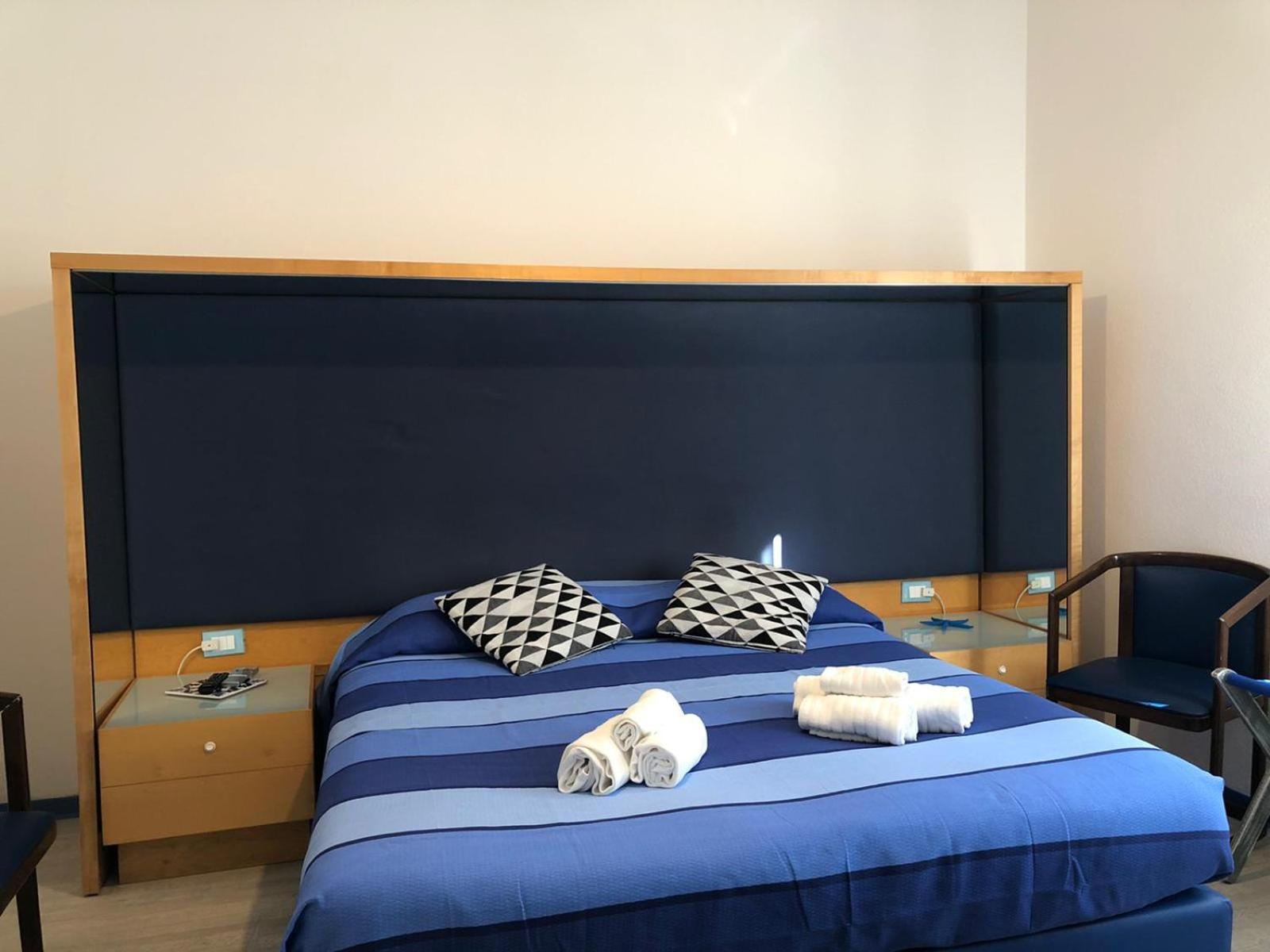 La Favorita Hotel Кала-Гононе Экстерьер фото