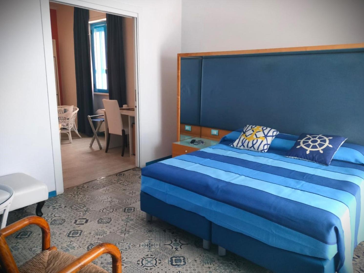 La Favorita Hotel Кала-Гононе Экстерьер фото